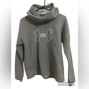 Under Armour Women Sweater size SM/P
